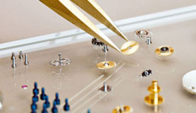 哈尔滨积家指定维修门店打开表壳